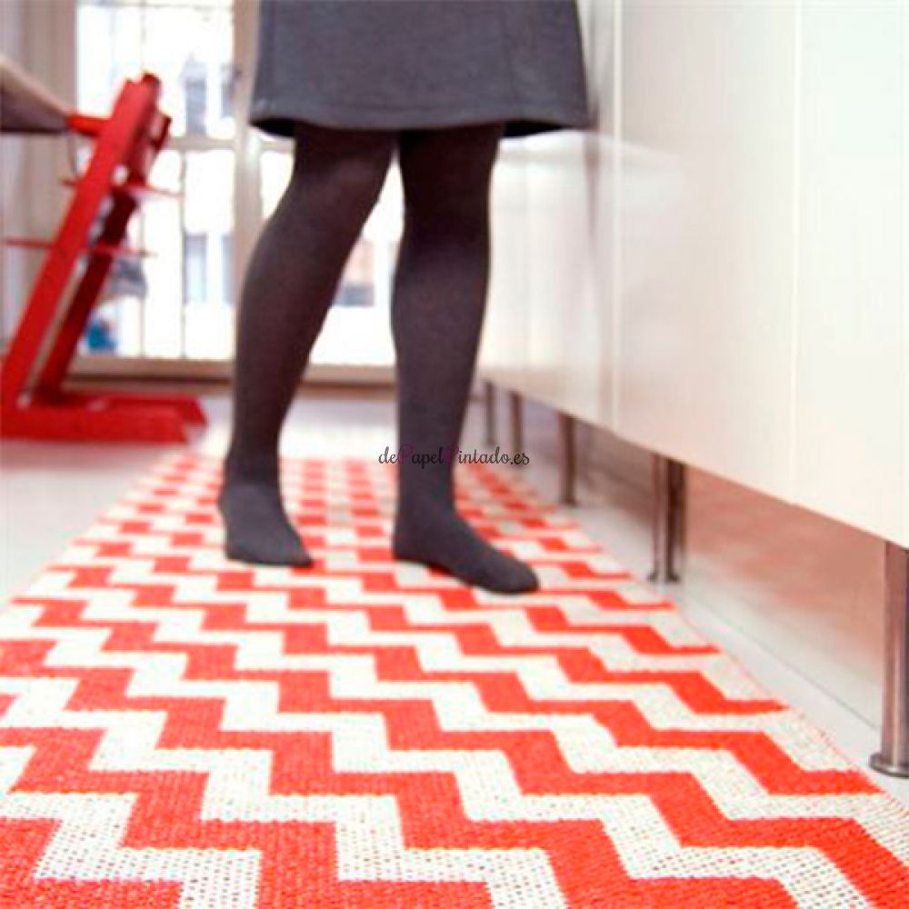 Alfombra BRITA SWEDEN PLASTIC RUGS GUNNEL RED 70X100-2